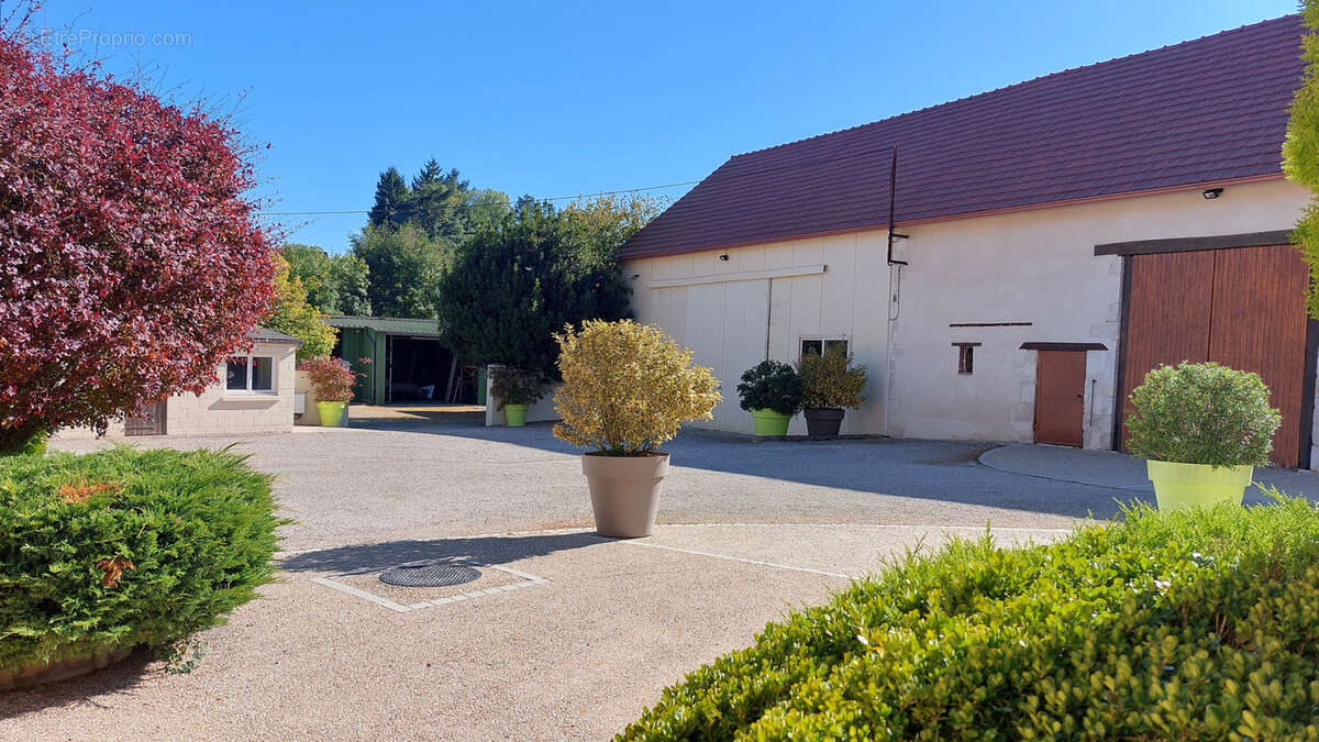 Maison à MONTARGIS