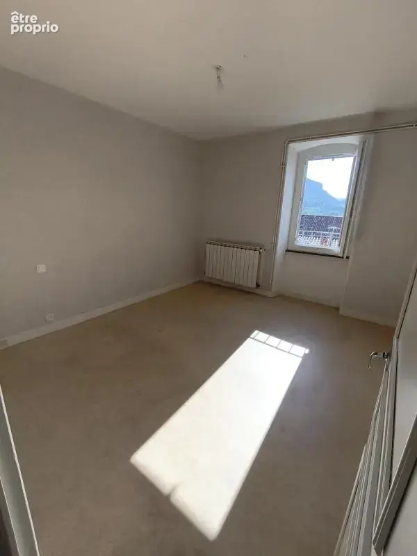 Appartement T3  8 rue Elise Arnal Sabde à MILLAU - photo 12