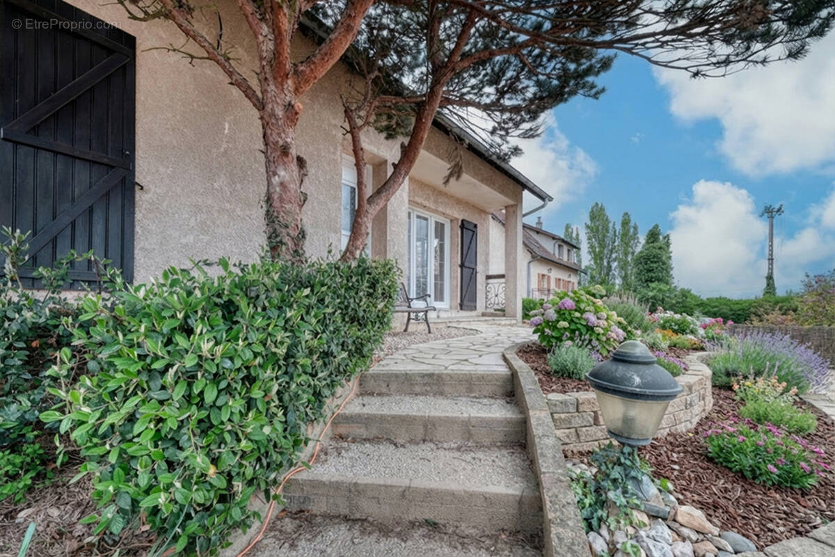 Appartement à LIMOURS