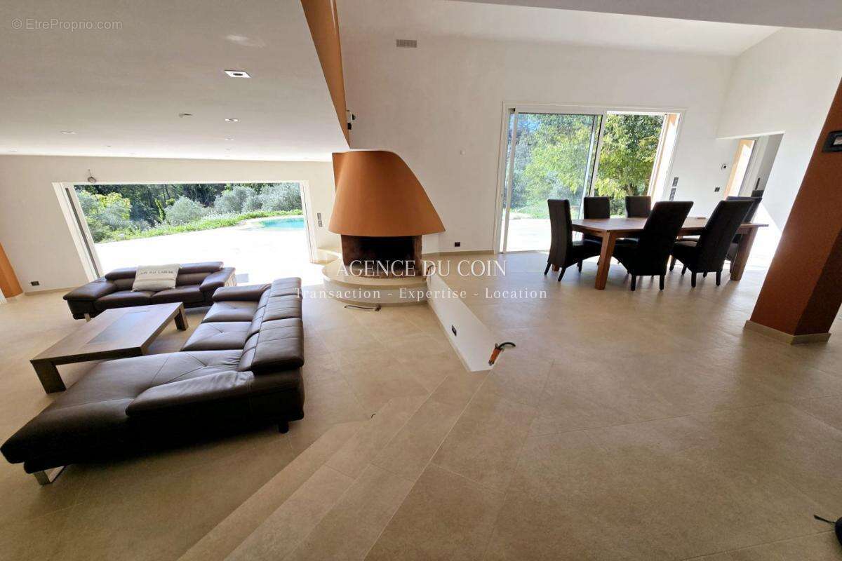 Maison à DRAGUIGNAN