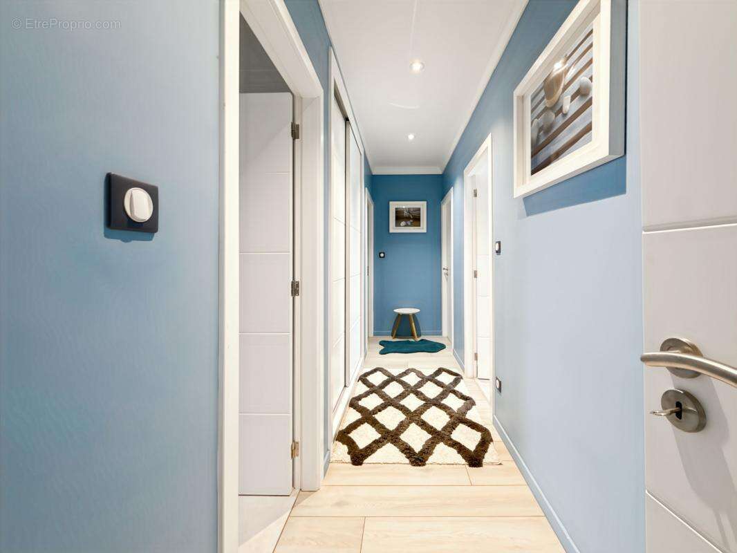 Maison à CHATEAU-L&#039;EVEQUE