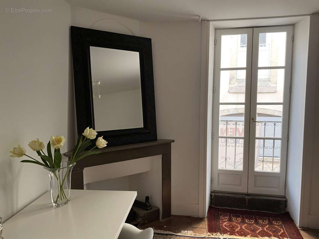 Appartement 67 m² à Aubenas  - photo 4