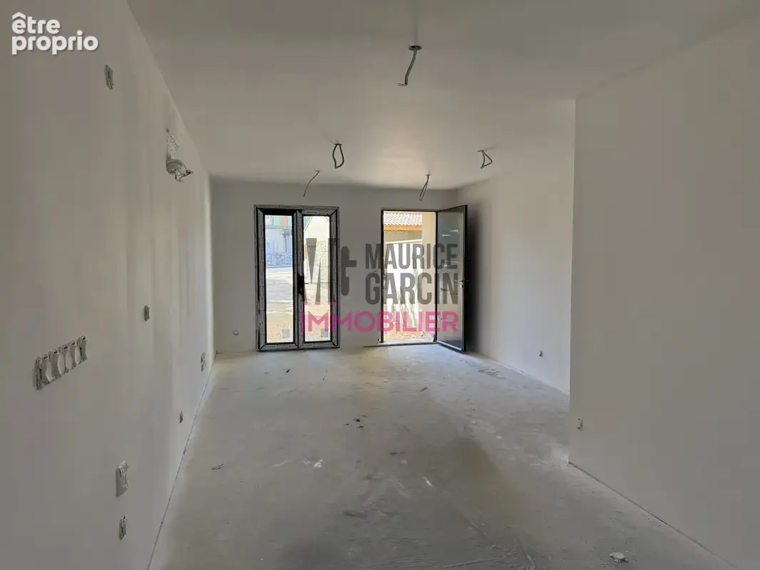 Appartement 4 pièces 93 m² à vendre à Entraigues-Sur-La-Sorgue (84320) - photo 3