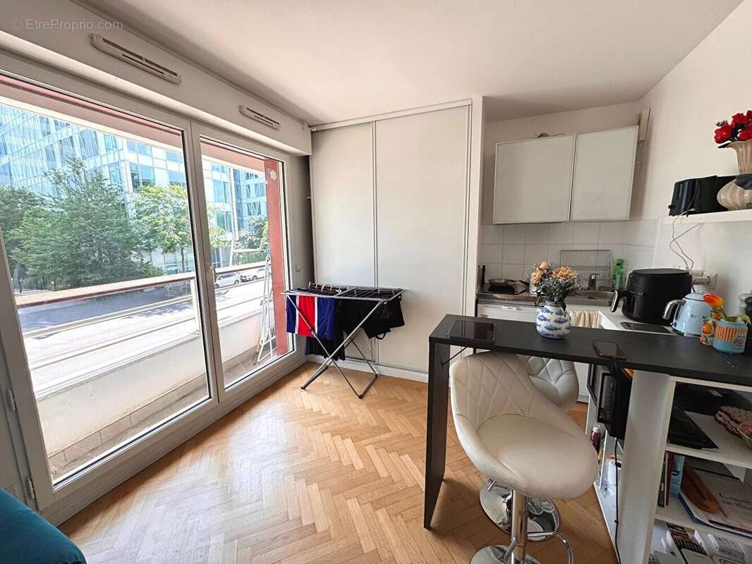 Appartement à ISSY-LES-MOULINEAUX