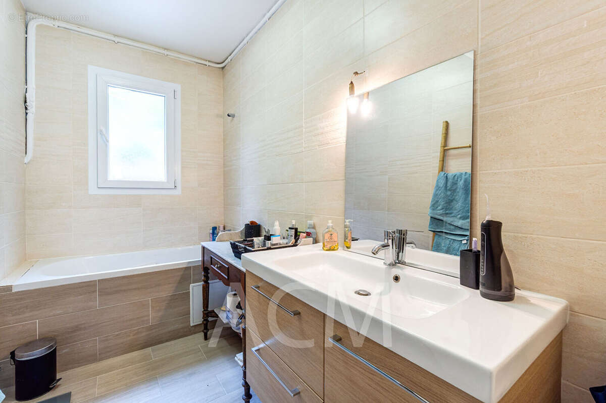Appartement à MAISONS-LAFFITTE