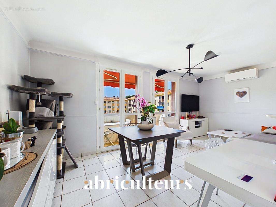 Appartement à AIX-EN-PROVENCE