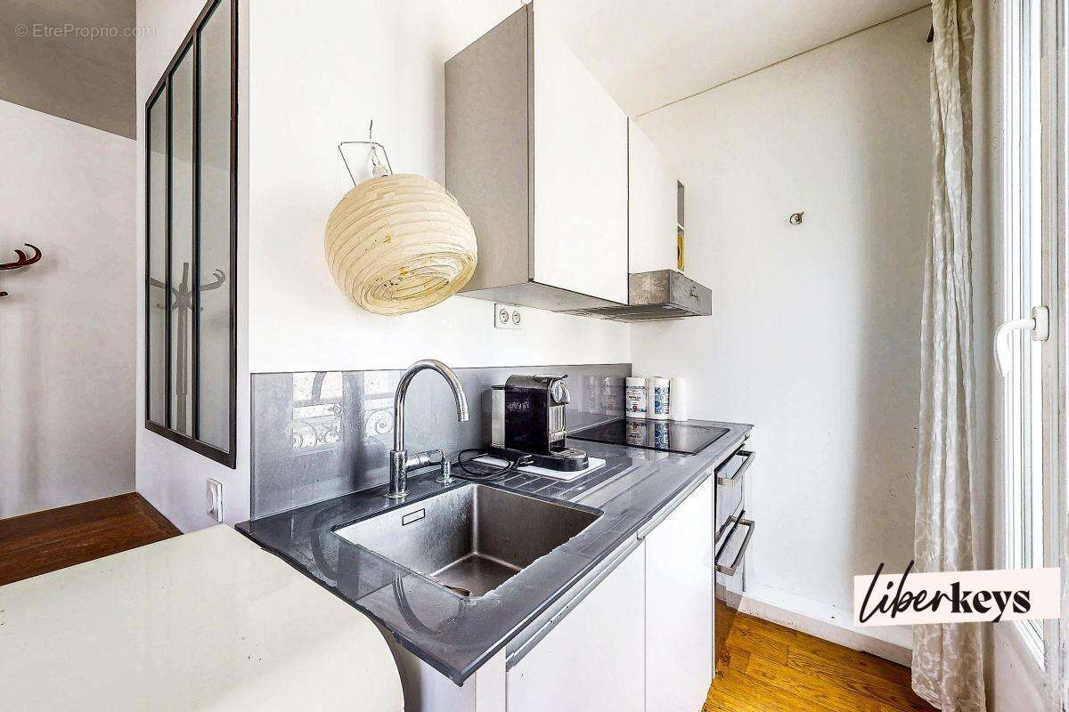 Appartement à PARIS-18E