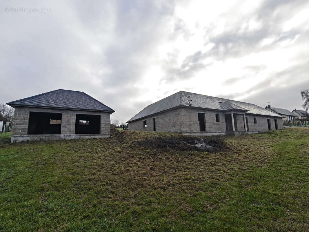 Maison à MONTREUIL-L'ARGILLE
