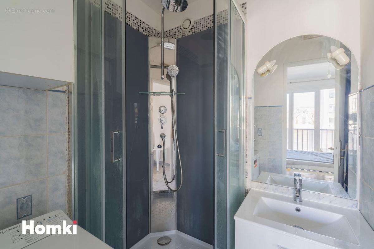 Appartement à MARSEILLE-7E