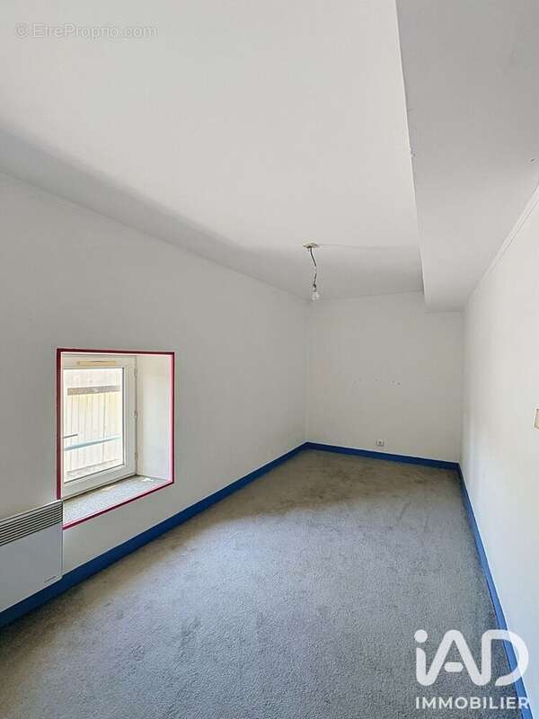Maison 109 m² à La Greve-Sur-Mignon  - photo 7