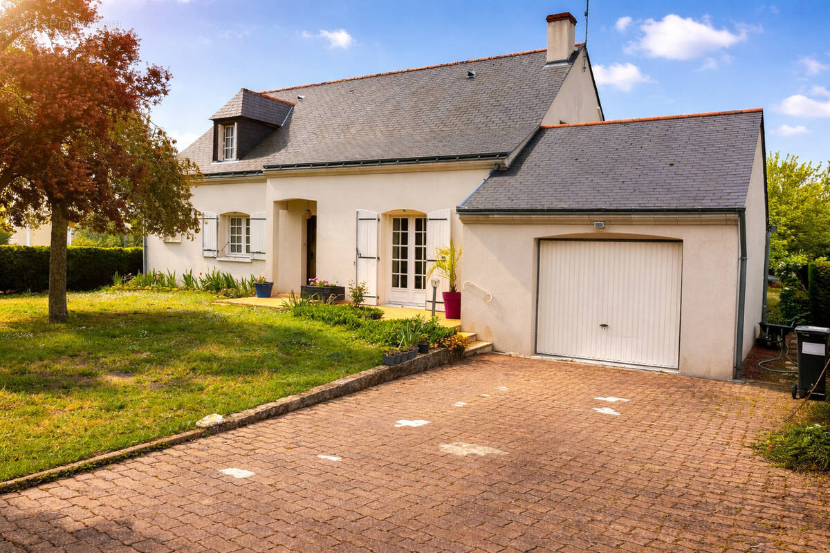 Maison à RESTIGNE