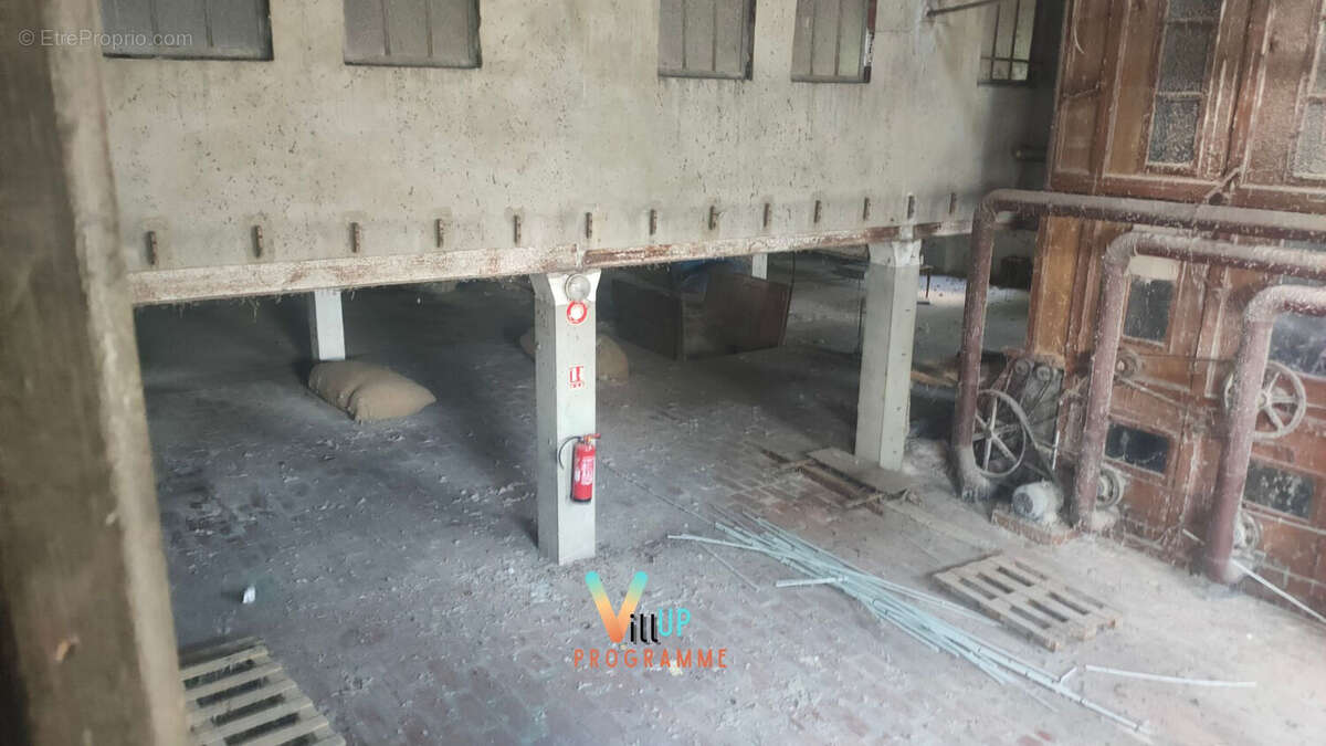 Commerce à TONNERRE