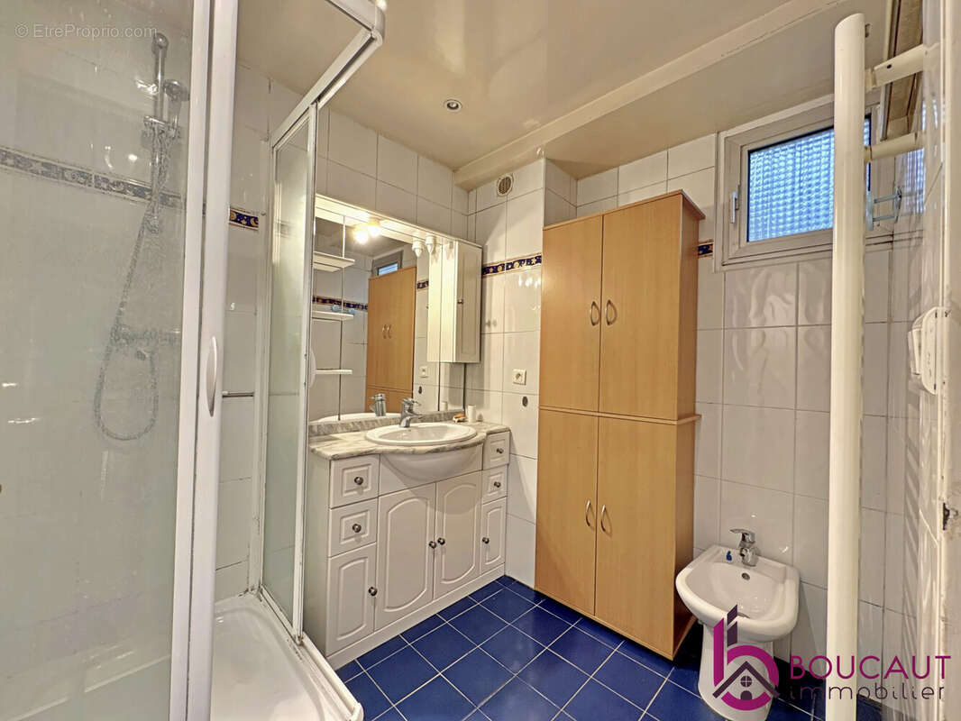 Appartement à LE PLESSIS-ROBINSON