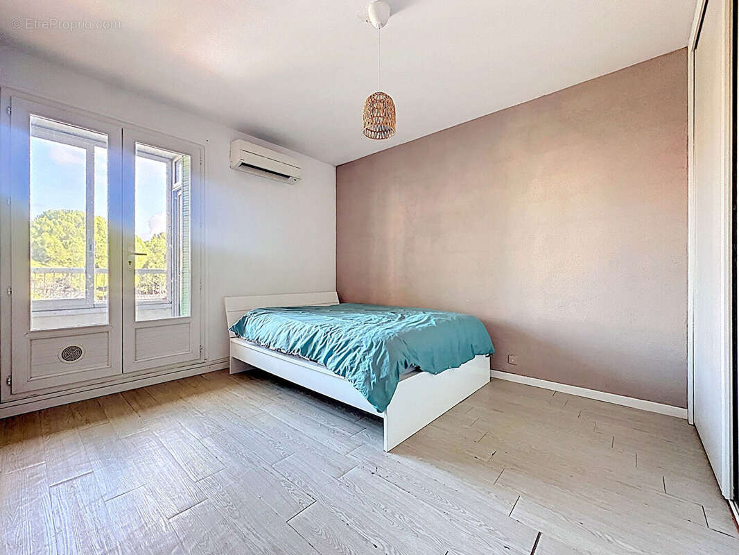 Appartement à MARSEILLE-13E