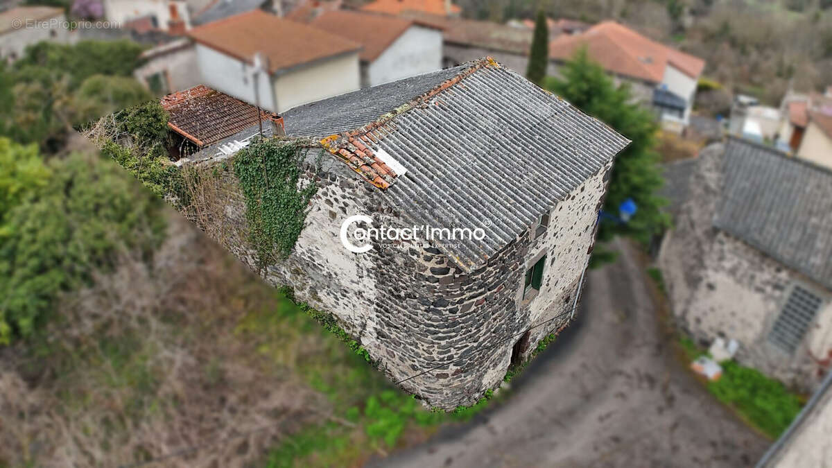 Maison à TOURZEL-RONZIERES