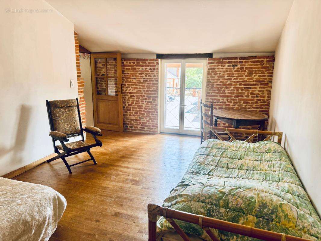 Maison de caractère au cœur de Fontenilles, 165 m² de charme et d'authenticité - photo 7