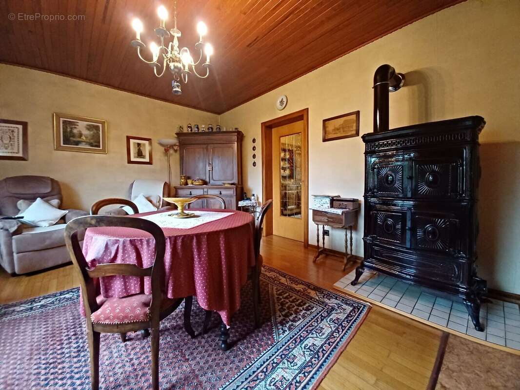 Maison à SARREWERDEN