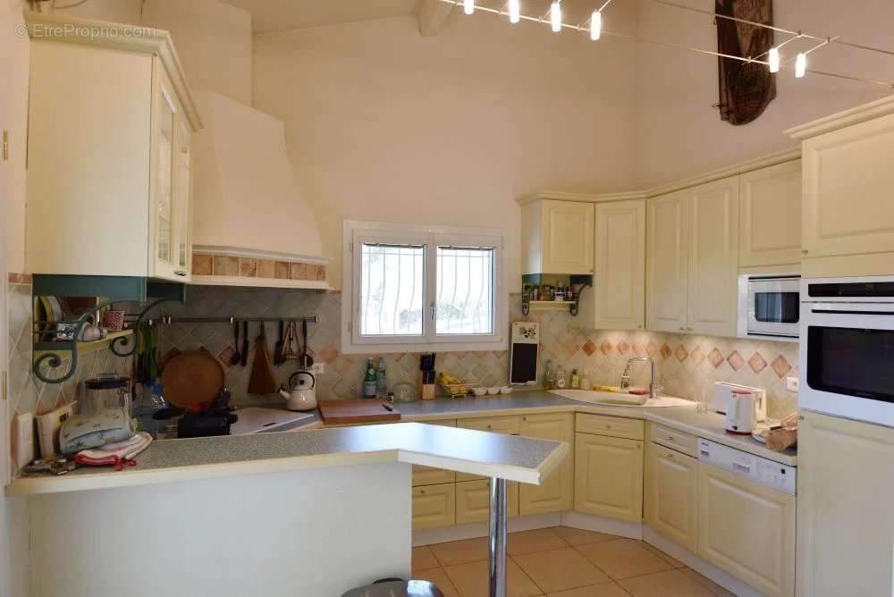 Maison à MONTAUROUX