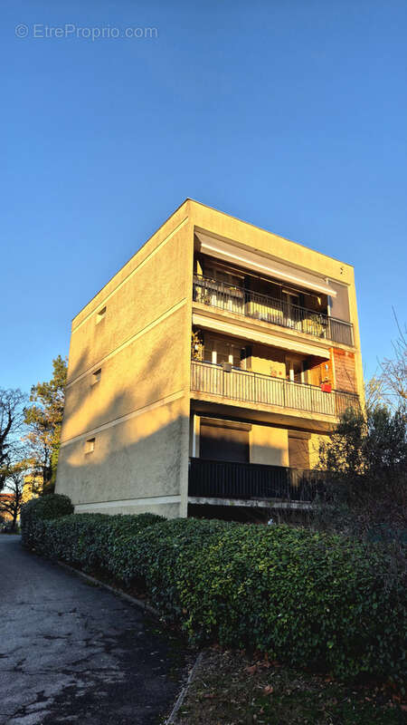Appartement à ROMANS-SUR-ISERE