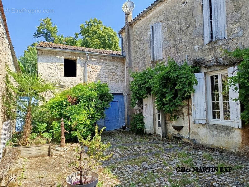 Maison à SAINT-MEARD-DE-GURCON