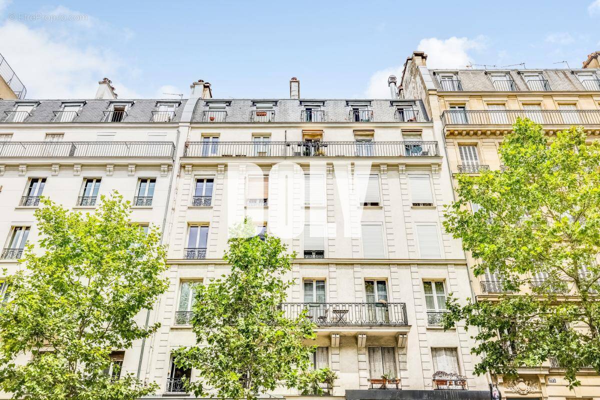 Appartement à PARIS-12E
