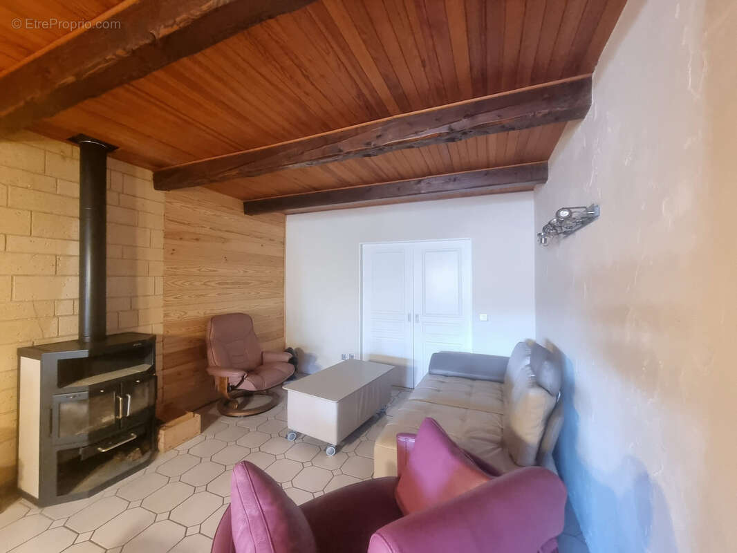 Appartement à SAINT-PAUL-EN-CHABLAIS