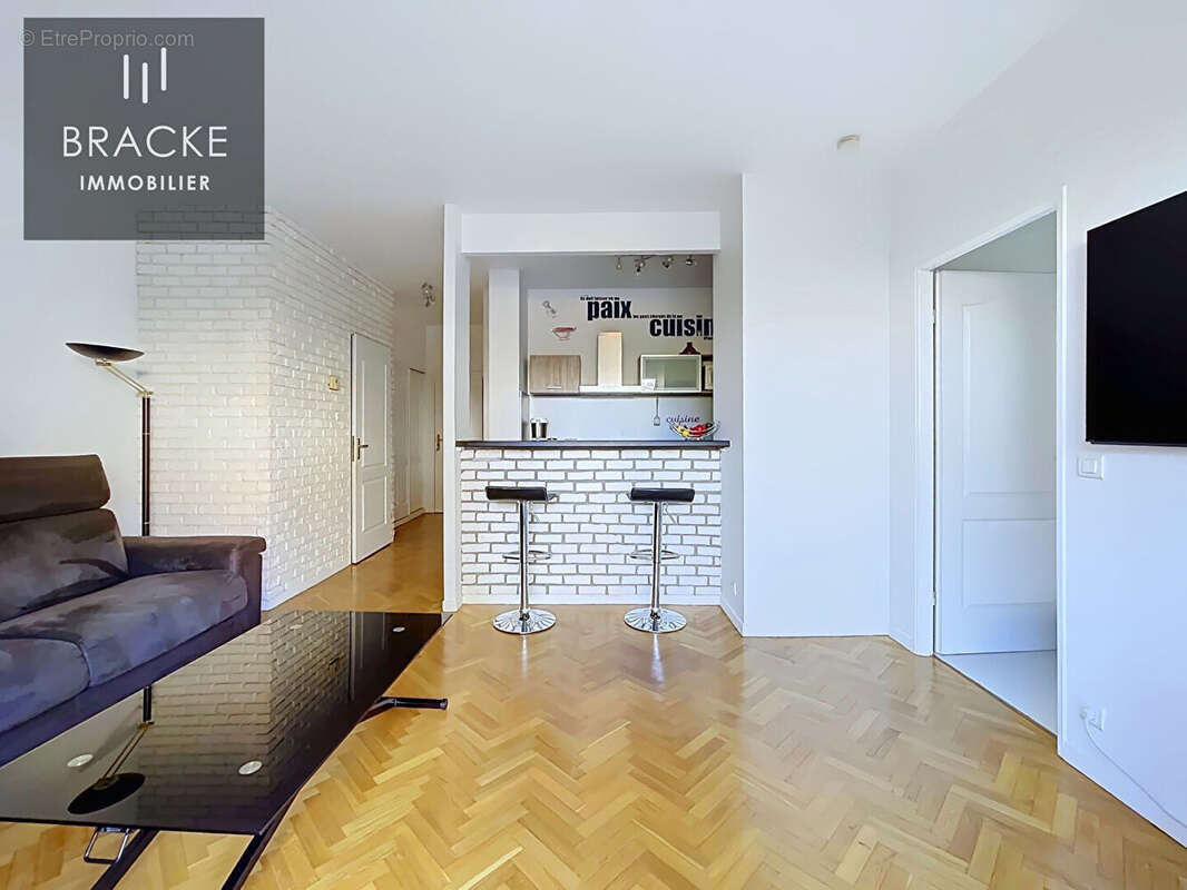 Appartement 2 pièces 42,68m² + Balcon 4.87m² . DPE C - photo 2