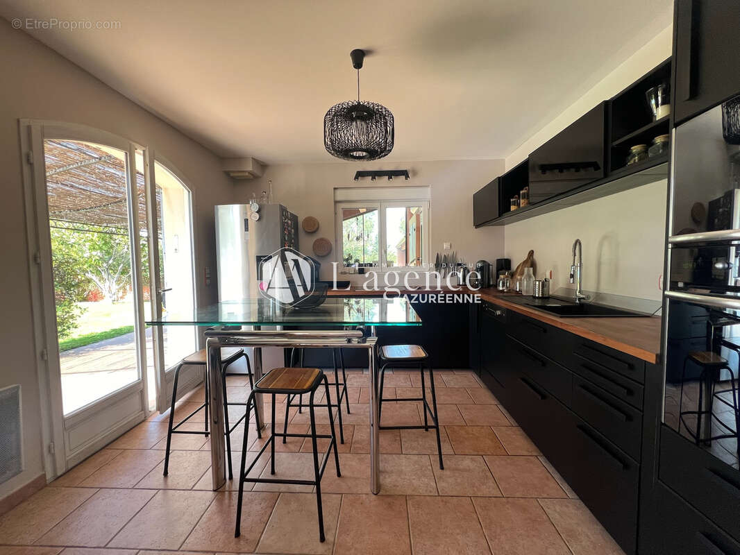 Maison à CAGNES-SUR-MER