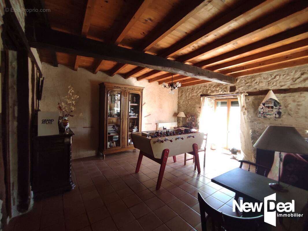 Maison à PINEL-HAUTERIVE