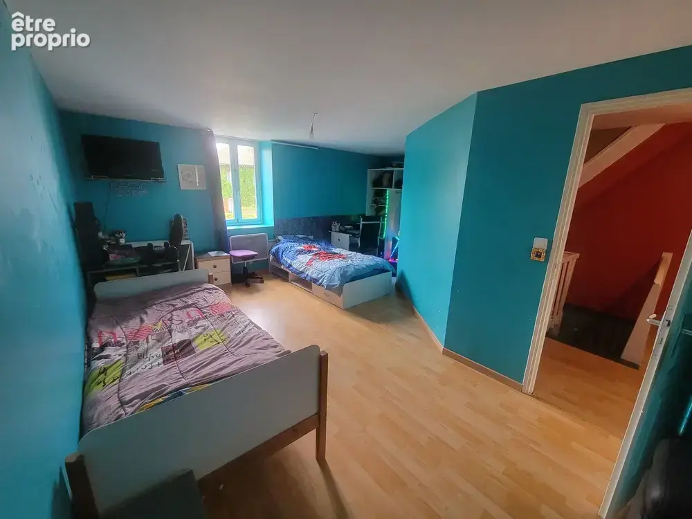 Grande maison familiale de 179 m2 à deux pas de St Sorlin-en-Valloire (26210) - photo 12