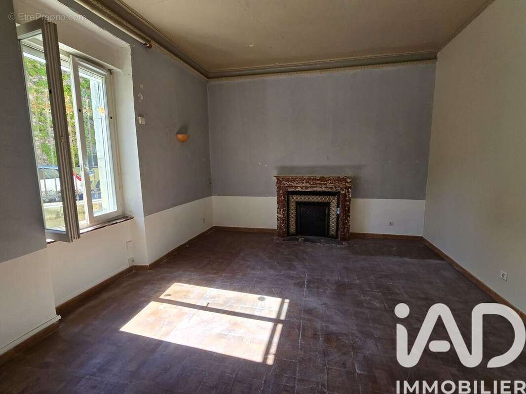 Maison 134 m² à Saint-Jean-De-Barrou  - photo 5