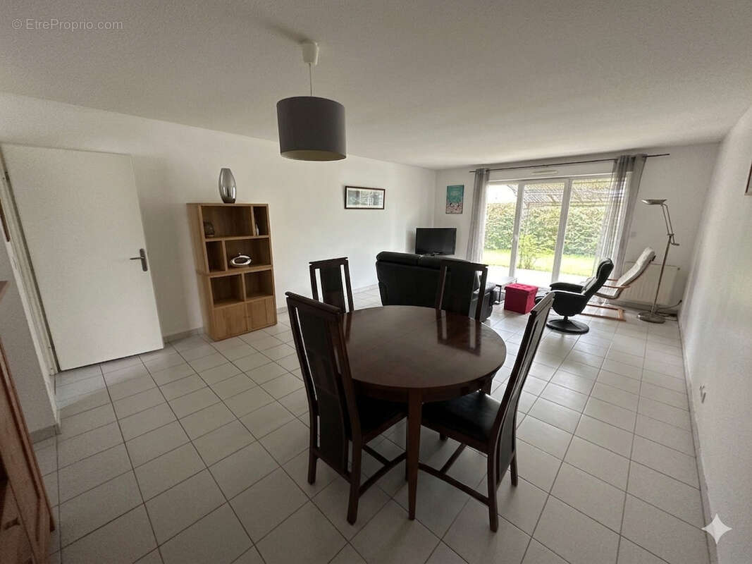 Maison à SAINT-ASTIER