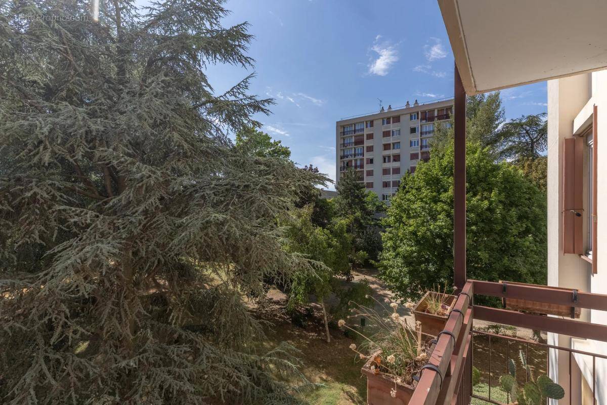 Appartement à SAINT-OUEN-L'AUMONE