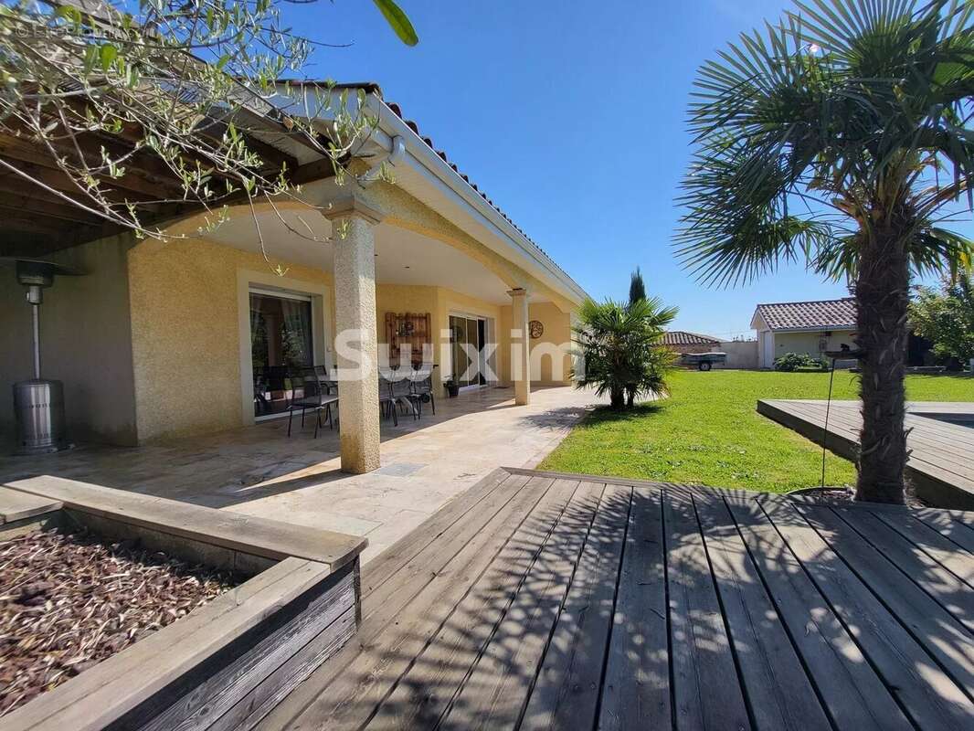 Superbe villa de 160 m² avec piscine à Charnay-lès-Mâcon - photo 2