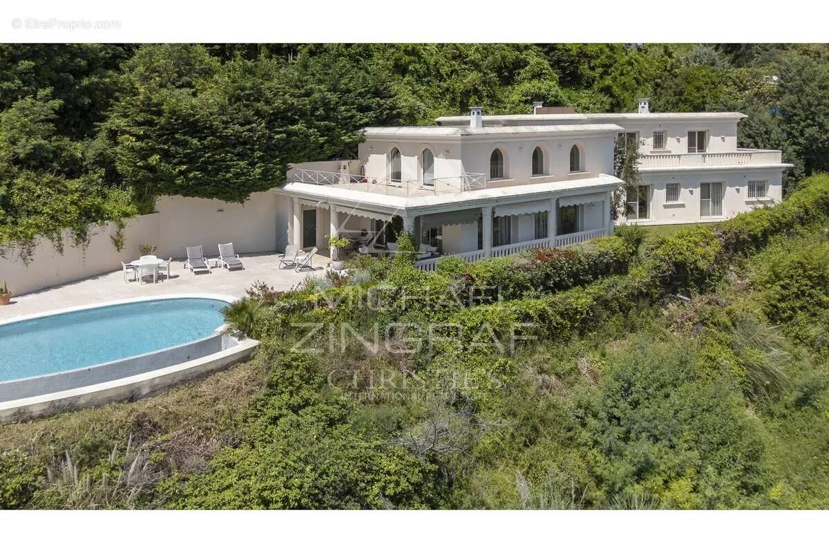 Maison à MANDELIEU-LA-NAPOULE