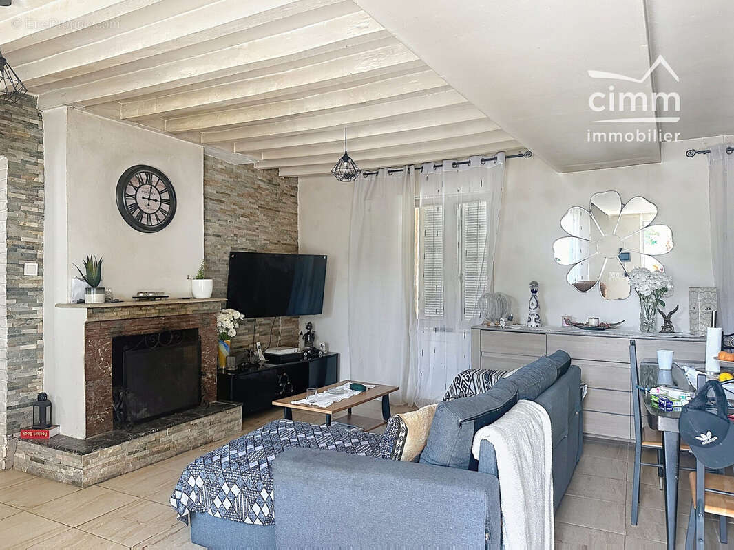 Maison 94 m² à Chatenoy  - photo 8