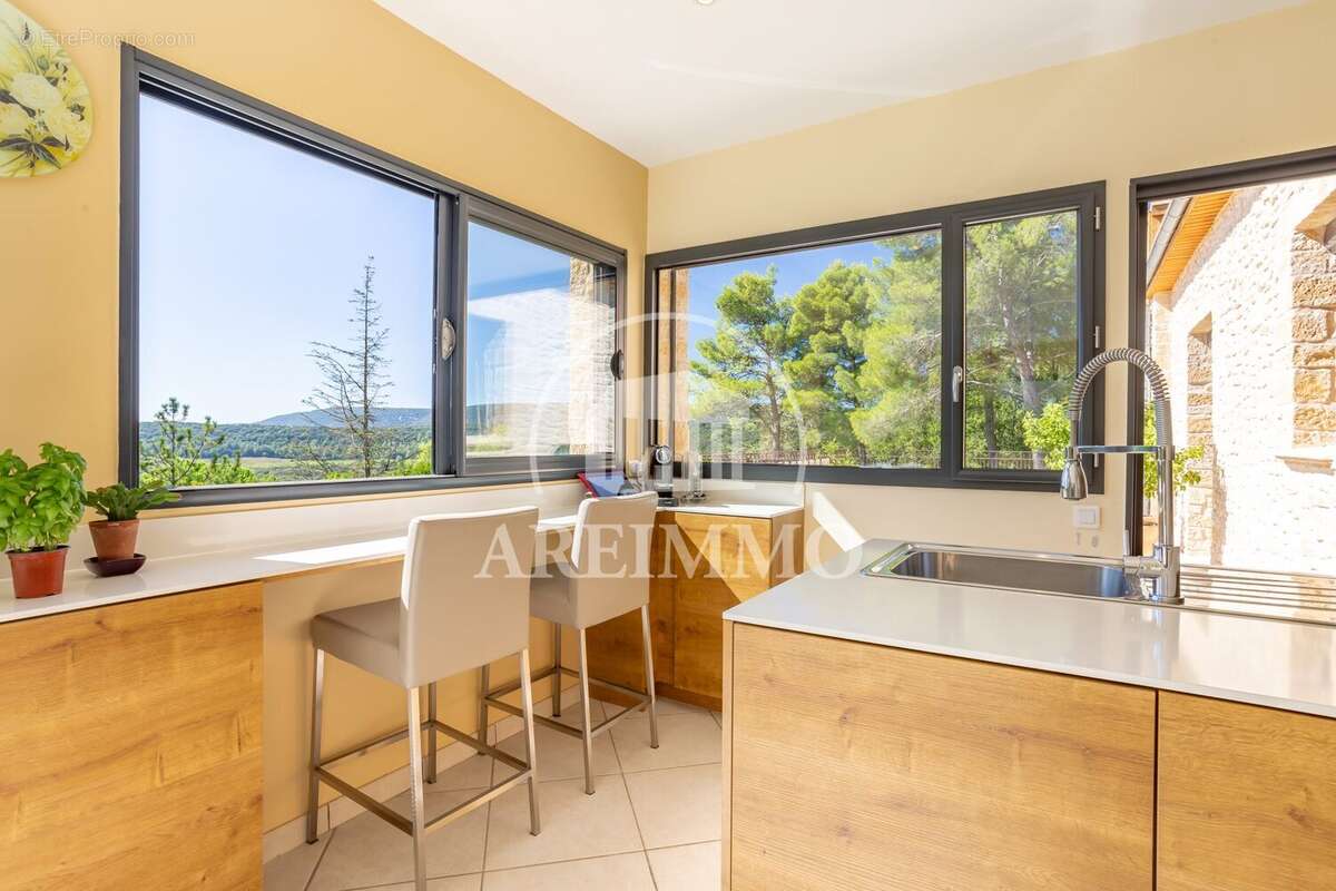 Maison 152 m² à Murles  - photo 3