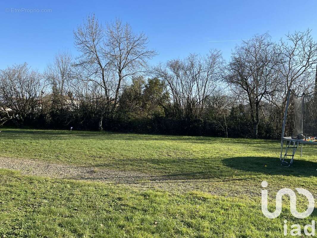 Photo 2 - Terrain à MAUZE-SUR-LE-MIGNON