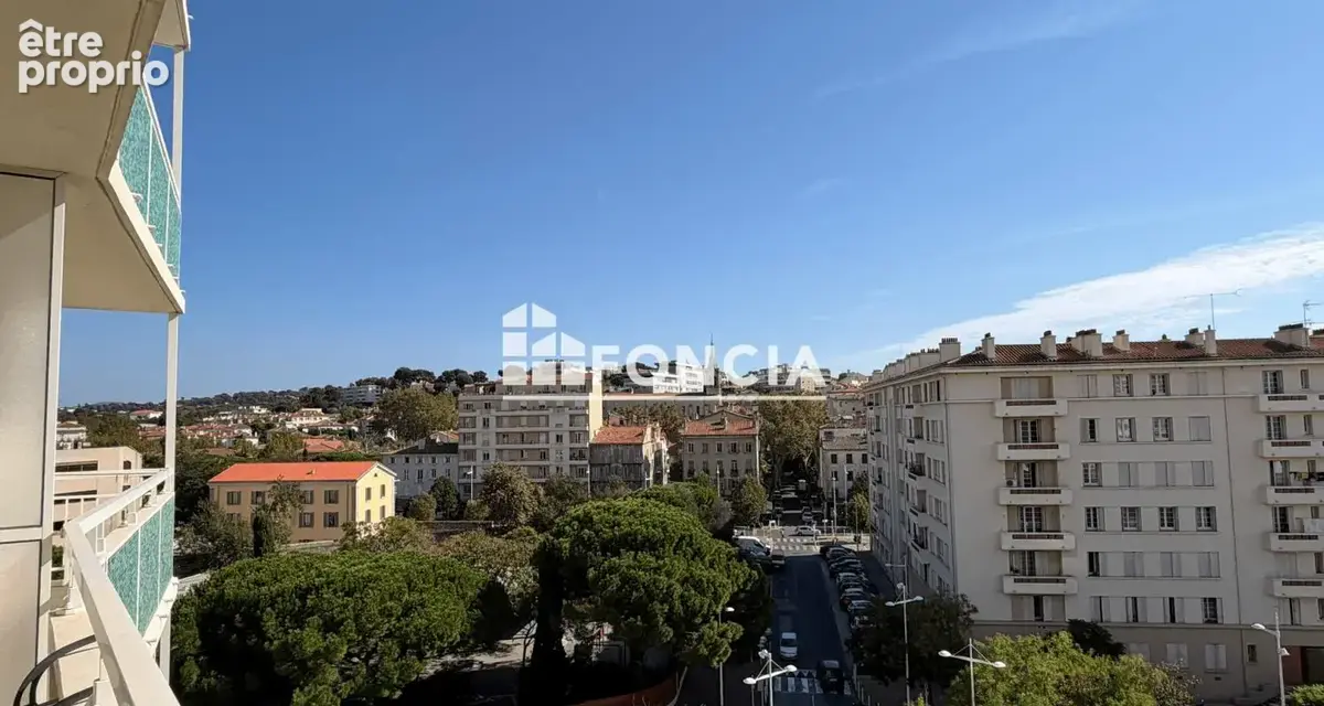Toulon – port marchand / mourillon – magnifique t5 de 106 m² avec balcon-terrasse et petite vue mer - photo 12