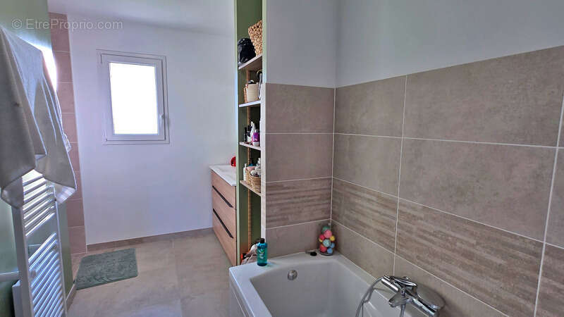 Maison à ORADOUR-SUR-GLANE