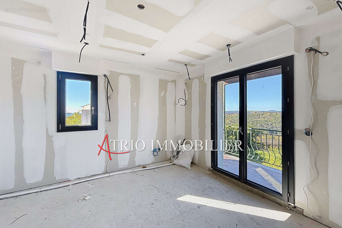 Maison à CAGNES-SUR-MER