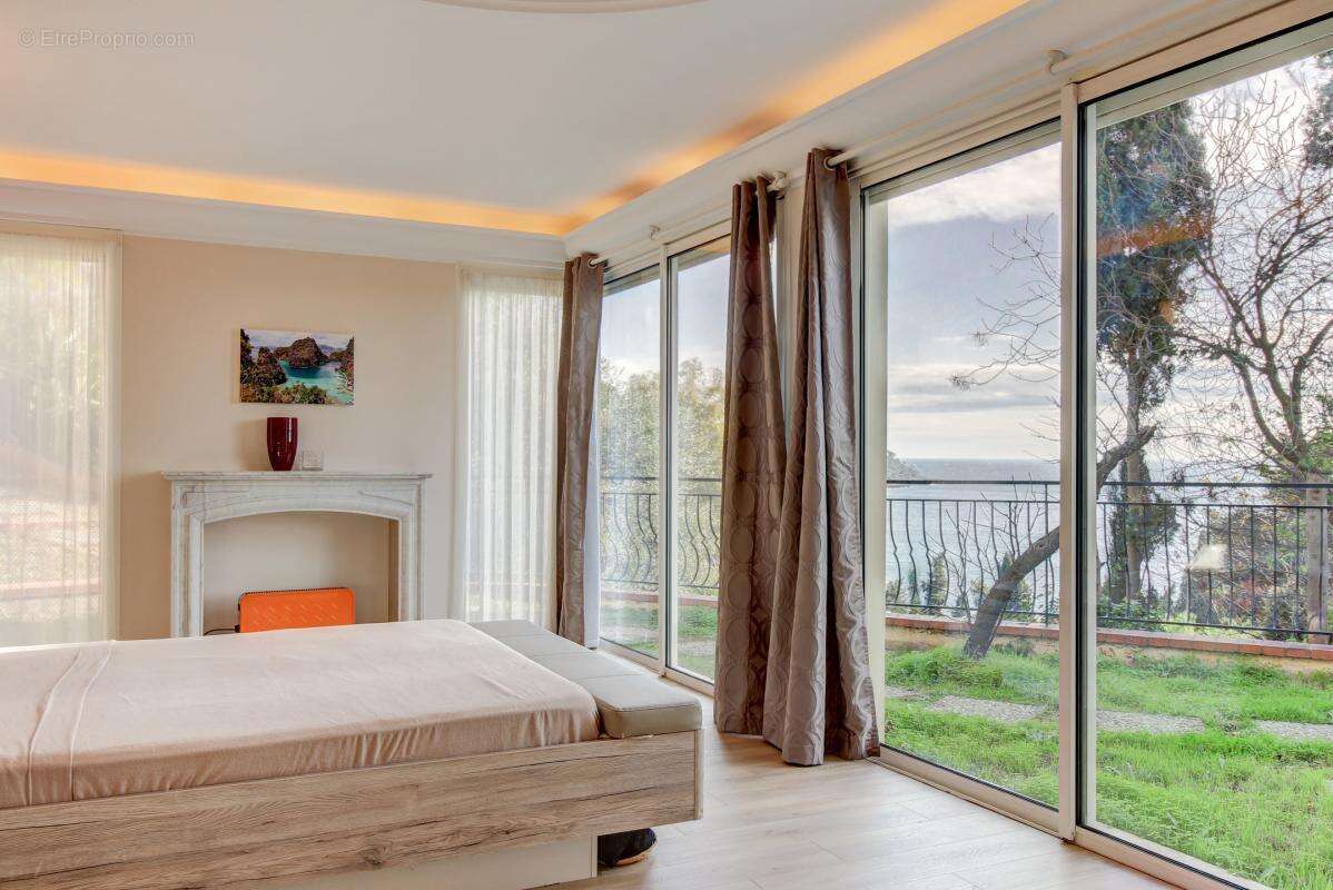 Maison à ROQUEBRUNE-CAP-MARTIN