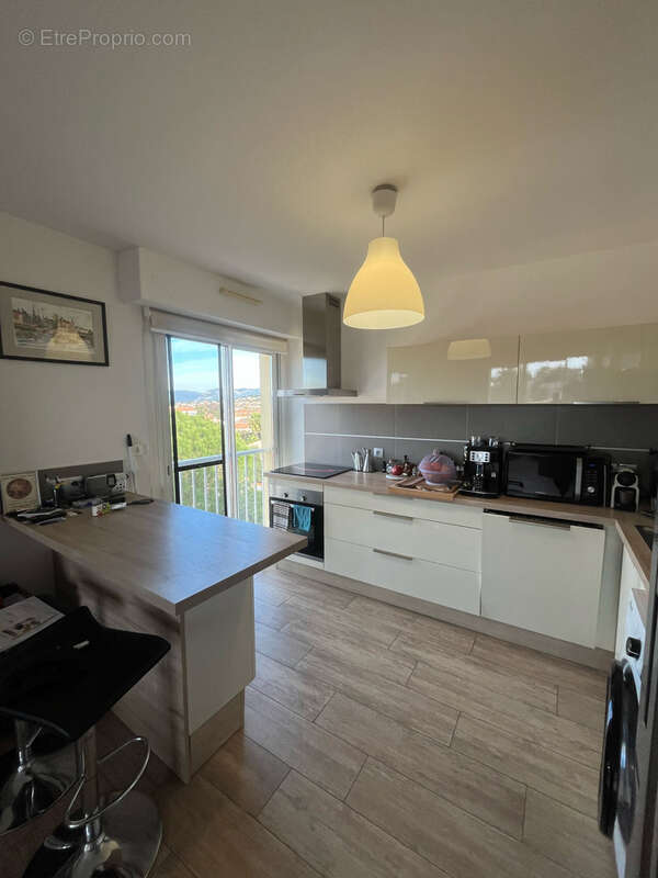 Appartement à SIX-FOURS-LES-PLAGES