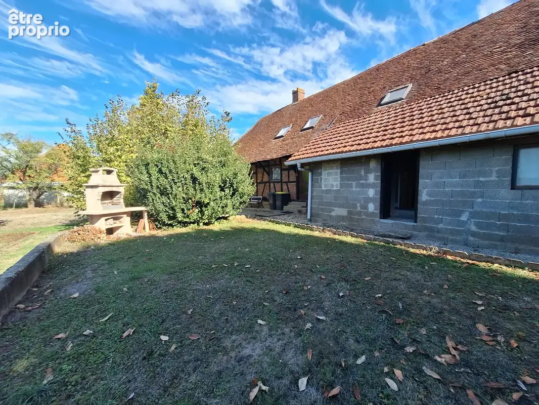 Authentique maison bressane de 140 m2 avec terrain de 1 300 m2   Charme et potentiel à 3 min du centre-ville - photo 14