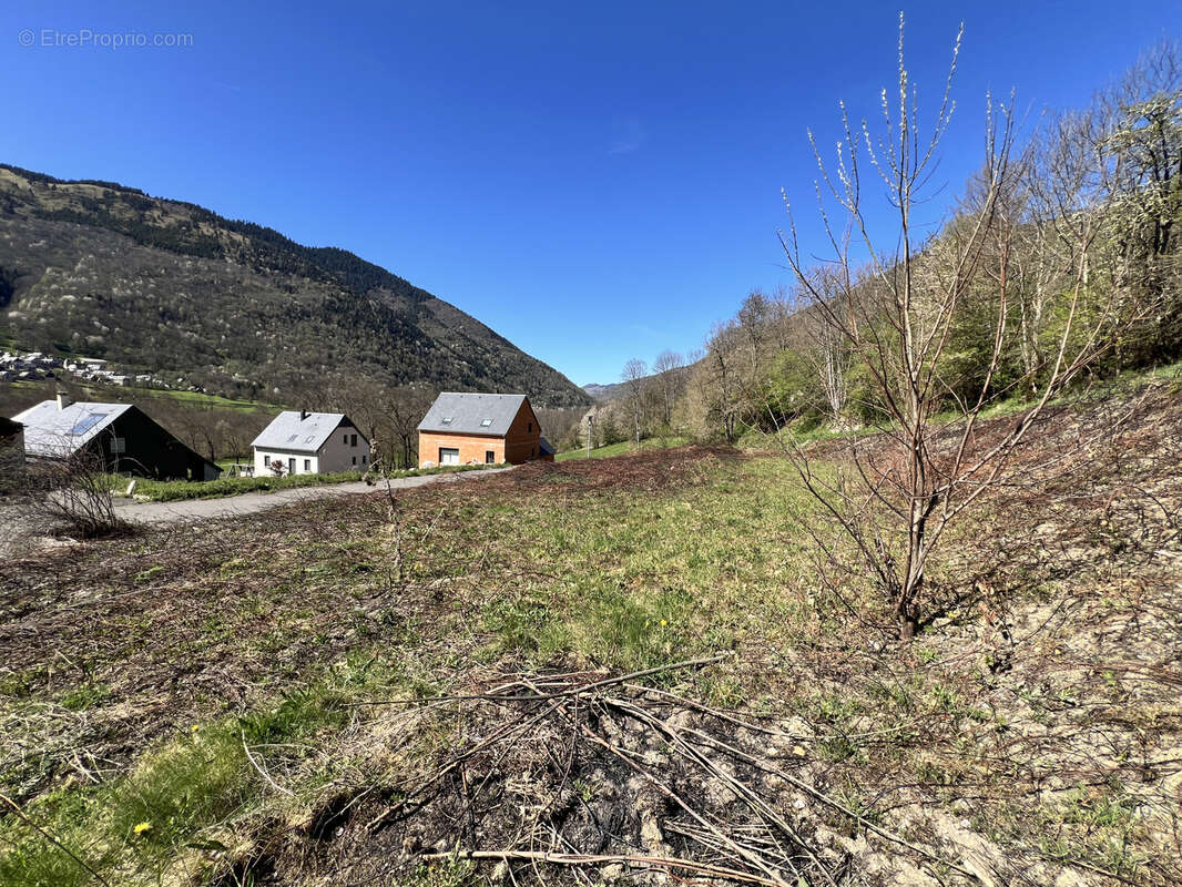 Terrain à CAZAUX-FRECHET-ANERAN-CAMORS