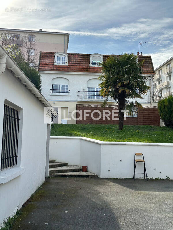 Appartement à CORBEIL-ESSONNES