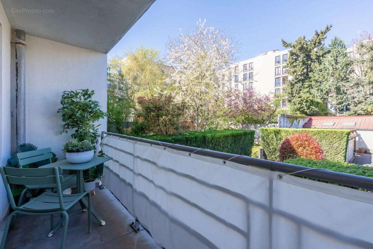 Appartement à NOGENT-SUR-MARNE