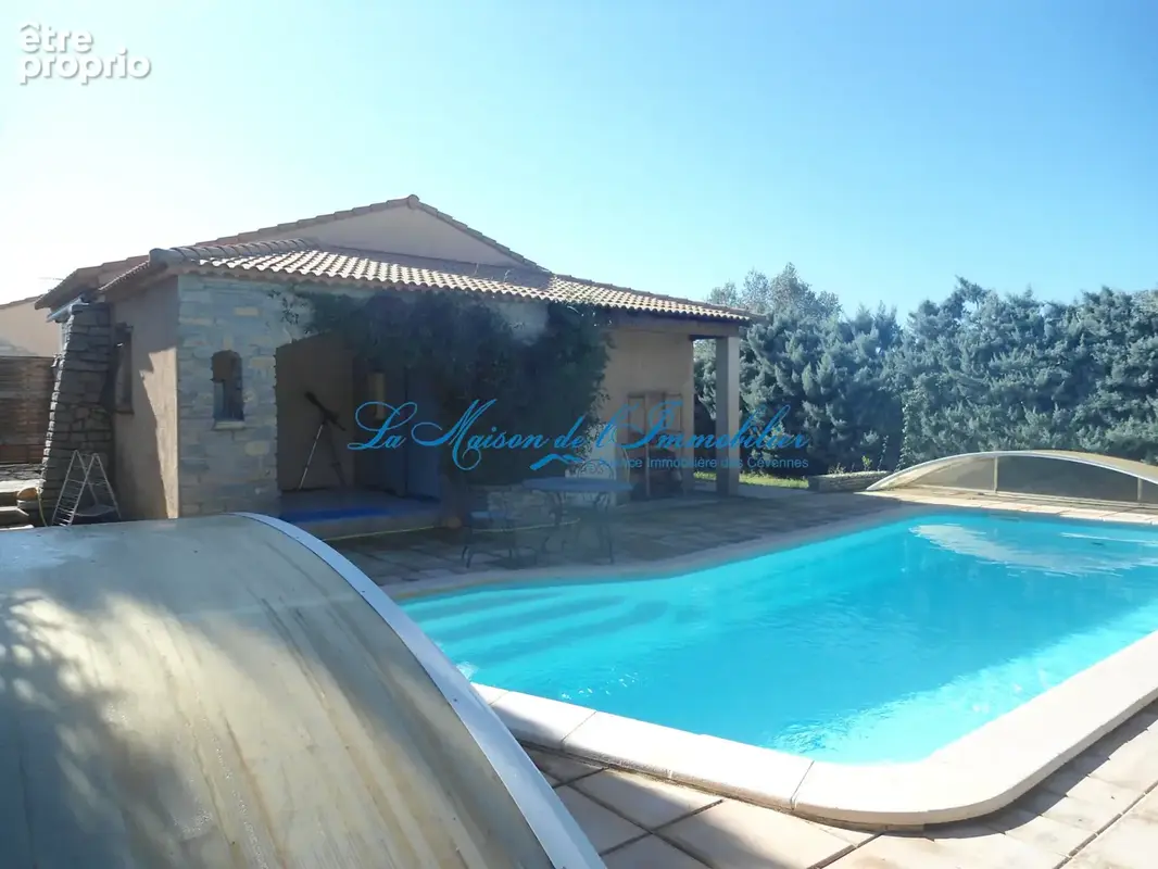 Sud d'ANDUZE, maison de plain pied F3 plus studio indépendant sur 2000 m2 de terrain avec piscine - photo 5