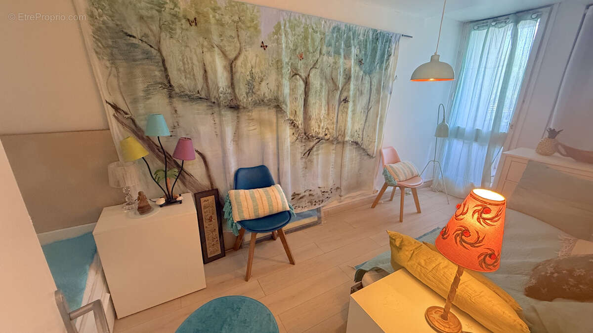 Appartement à CANDILLARGUES