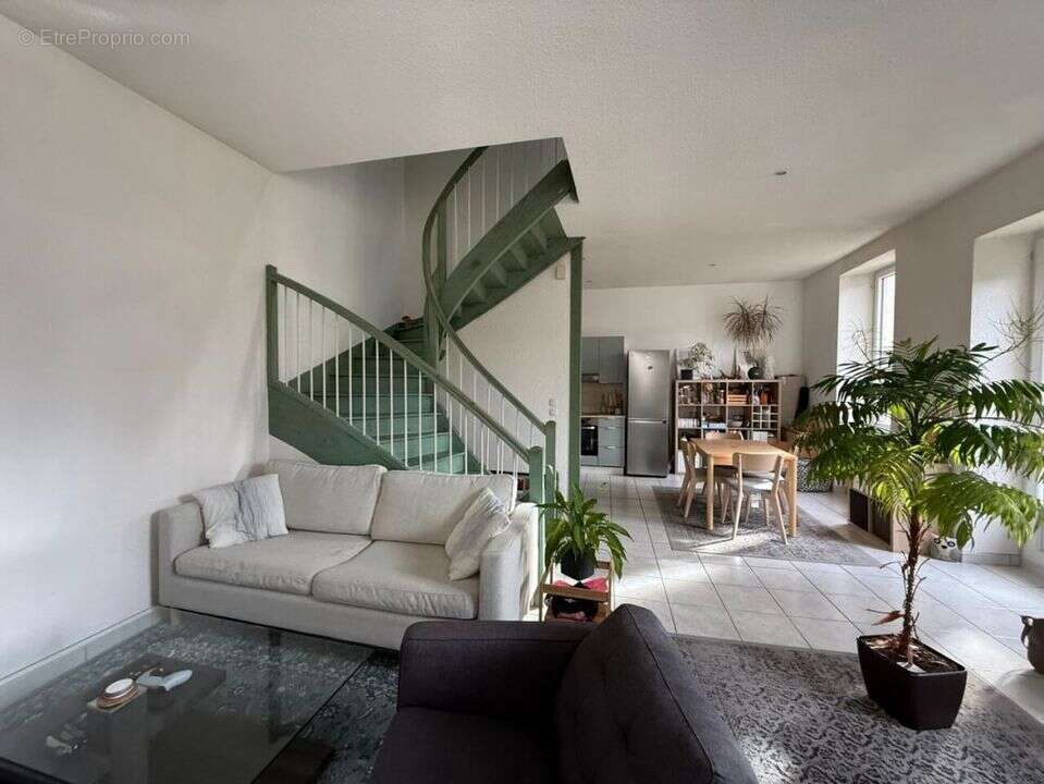 Maison à ROMANS-SUR-ISERE